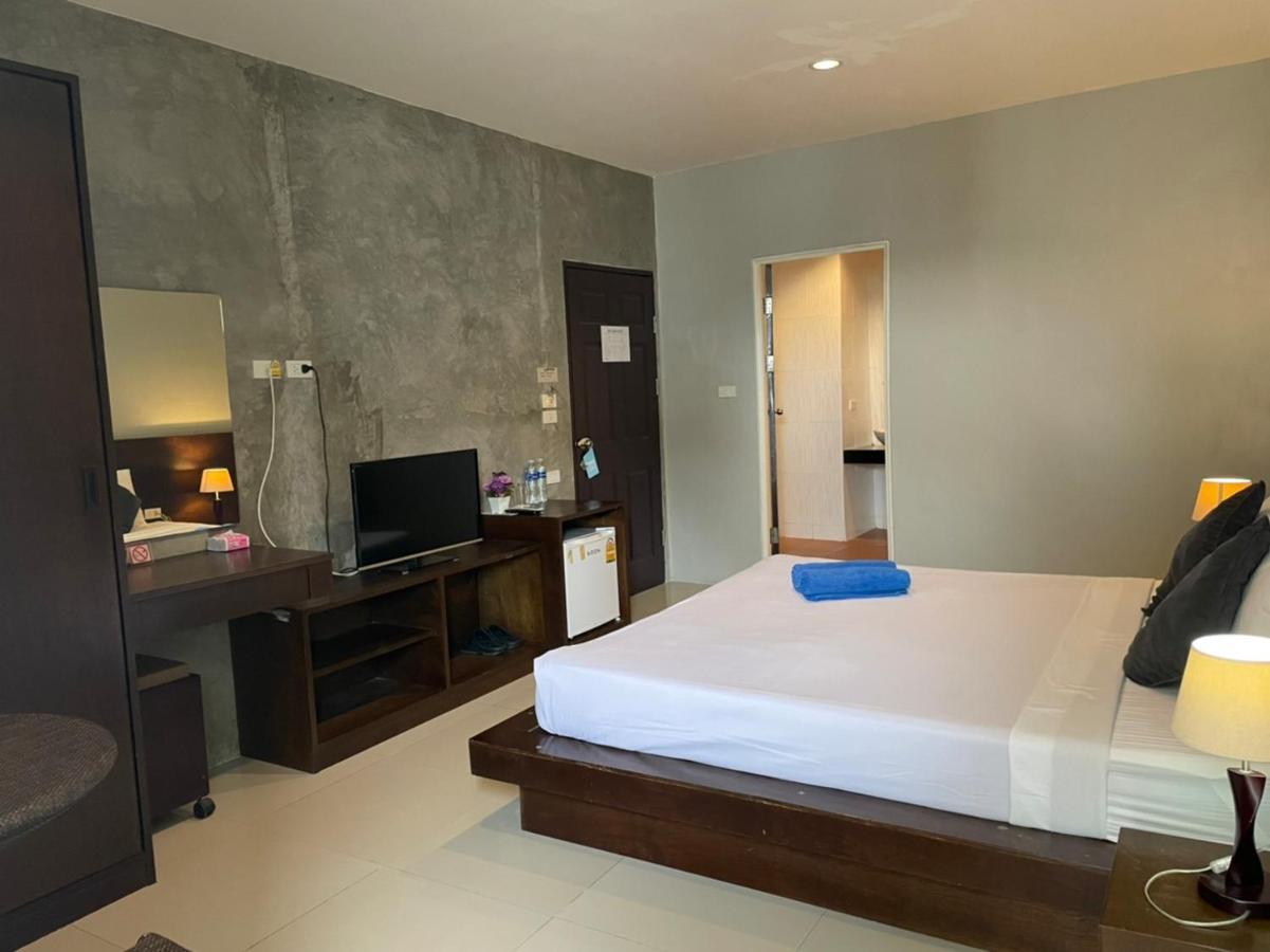 Green Leaf Hostel Phuket المظهر الخارجي الصورة